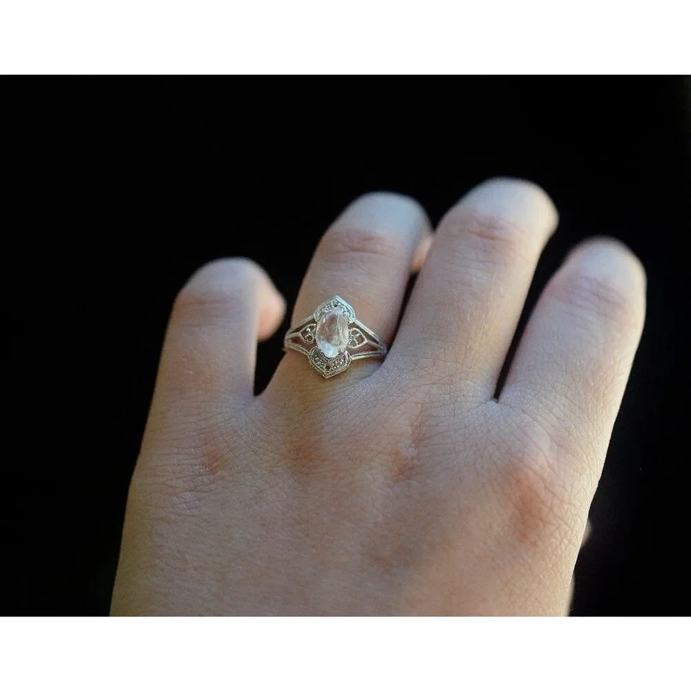 alternative raw diamond engagement rings, raw crystal size 4 5 6 7 8 8 9 10 11